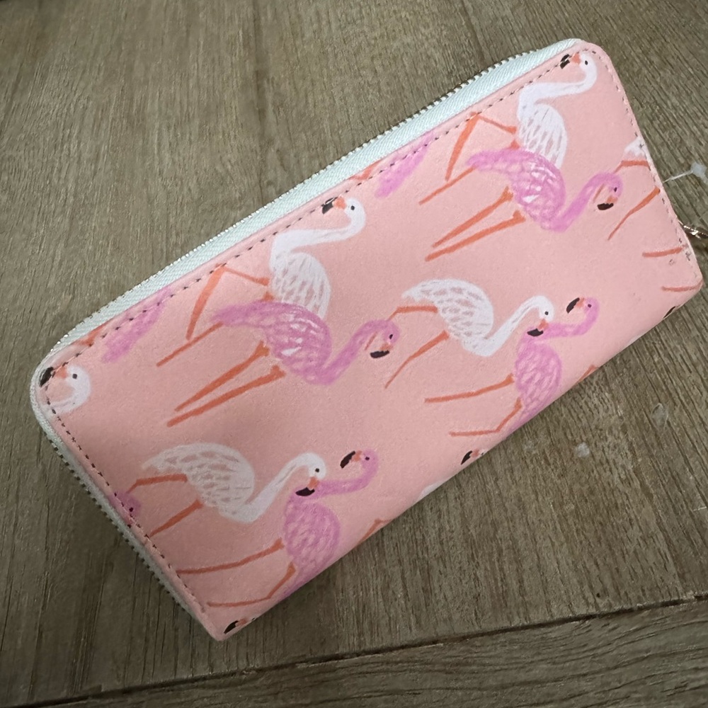 Pink flamingo accordion wallet nwot